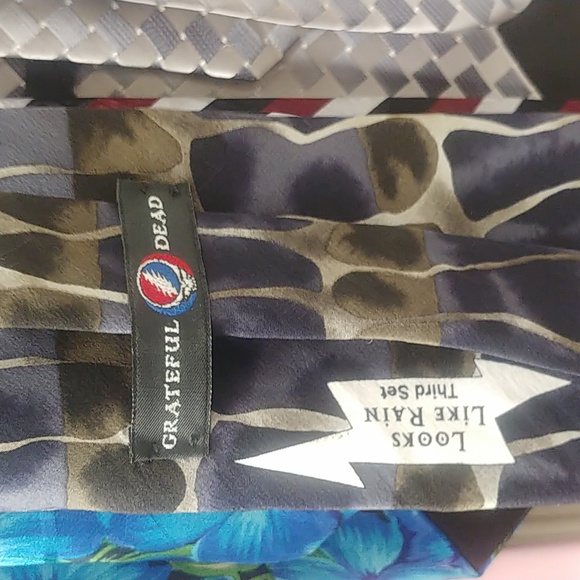 Designer Silk Ties Bundle of 8 - Picture 9 of 13